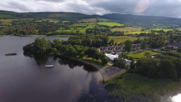 Lakeside Cottage Killaloe Buitenkant foto