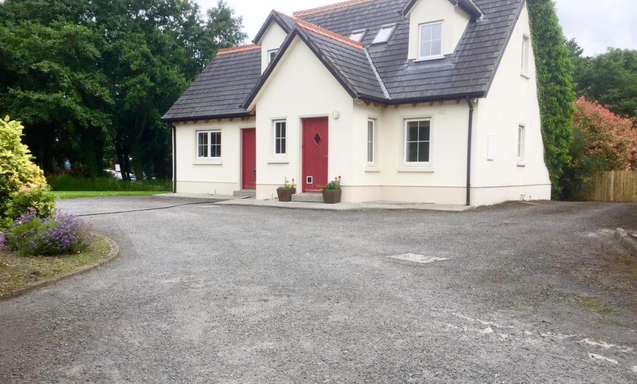 Lakeside Cottage Killaloe Buitenkant foto